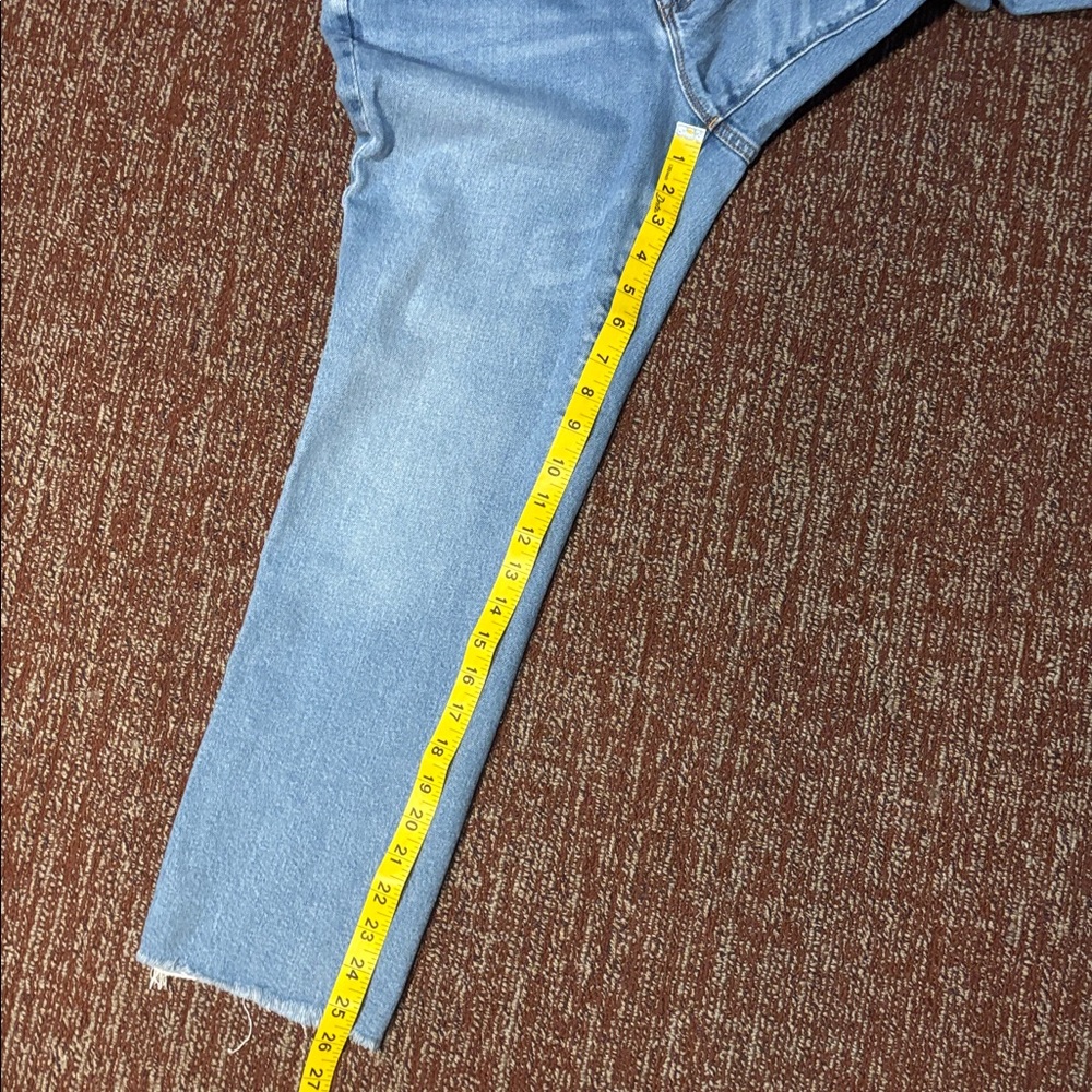 J crew button fly medium/ light wash straight cropped leg denim women’s 30 - Picture 13 of 16